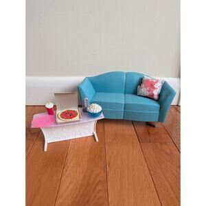 Barbie My House blue sofa and table playset 2007 Accessories